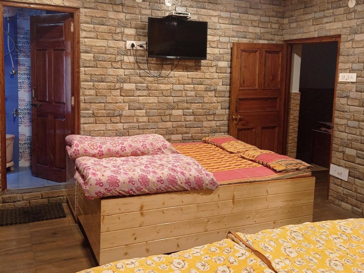 Mehdudia Guest House 西姆拉 外观 照片
